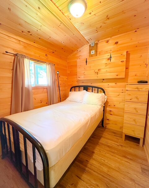 Bedroom #1 with a double bed